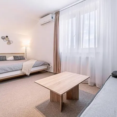 Apartman By Pyramide: Sylvestr *